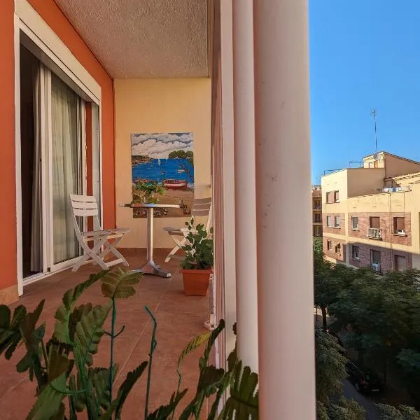 Apartamento en el Corazón de la Ciudad con Balcón Amplio - El Balcó de Tarraco, hotel in Tarragona