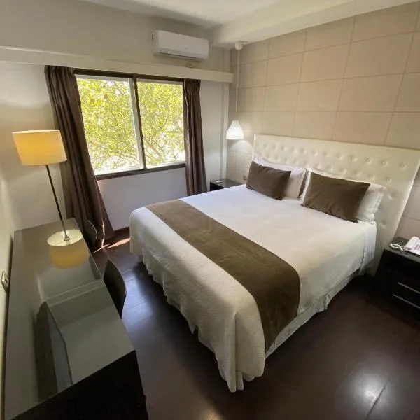 Hotel Alvear、モンテビデオのホテル