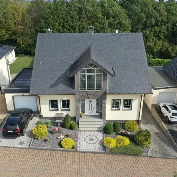 Ferienwohnung Mara, Hotel in Ettringen