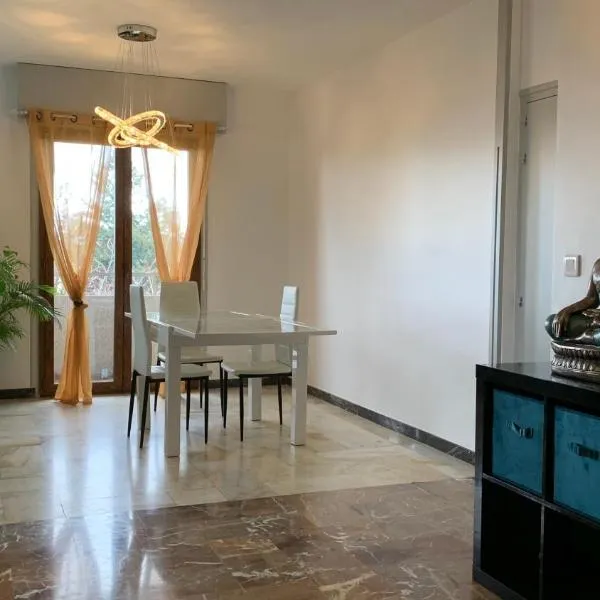 Chez Mat, hotel v destinaci Thonon-les-Bains