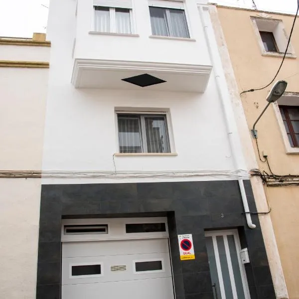 Reihenhaus in Alcanar mit Garage, hotel Alcanarban