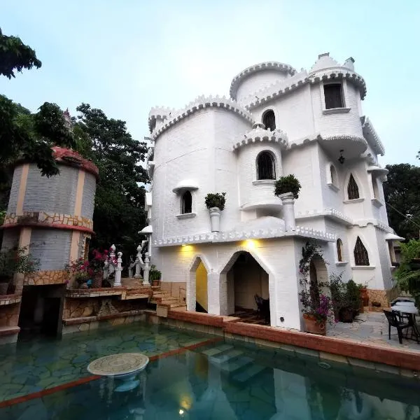 Mitico El Castillo, hotel v destinaci Palenque