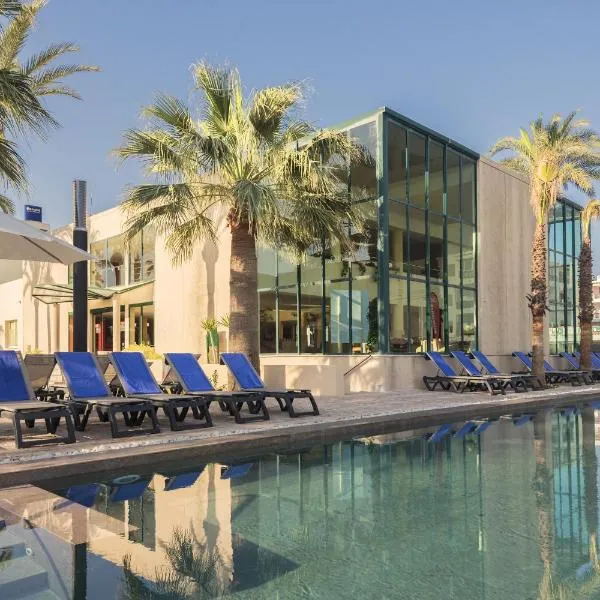 Occidental Ibiza, hotel en Bahía de San Antonio