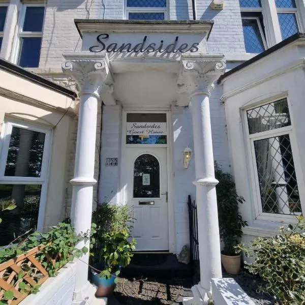 Sandsides Guest House, hotel di Whitley Bay