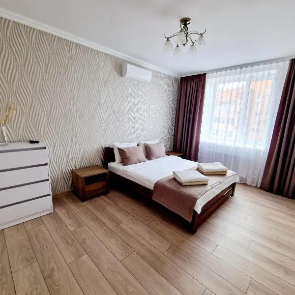 Apartament on Chornovola, 40 ЖК "Варварівка"，位于卢茨克的酒店