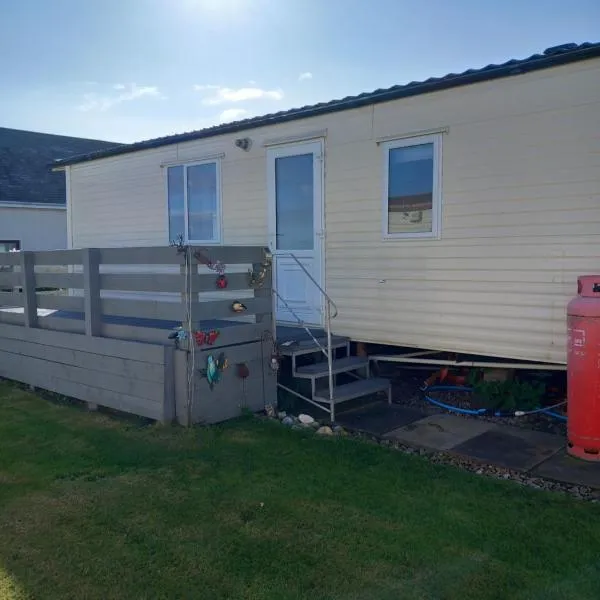 Melody Brooks Caravan Park Caravan number 22, hotel v destinaci Portknockie
