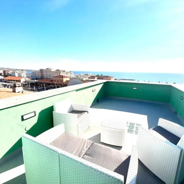 Sealovers house with sea view & big terrace, hotel a Civitavecchia