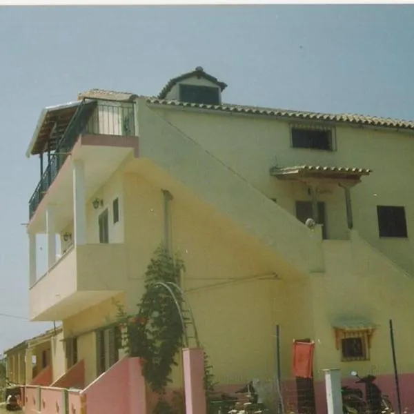 Adriana Saina Apartments, hotel in Agios Georgios