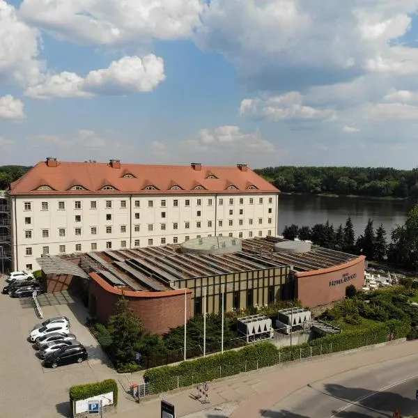 Hotel Bulwar, hotell i Toruń