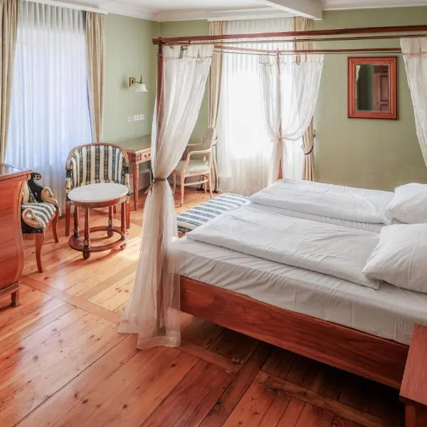 Schloss Neckarbischofsheim, hotel in Neckarbischofsheim