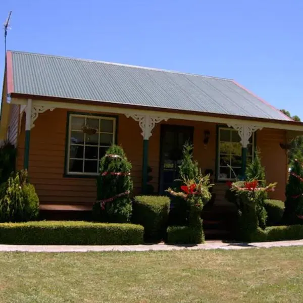 "Grand Ole Topiary" Cottage Accommodation Railton, hotel a Railton