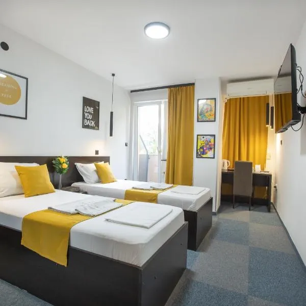 4 Rooms Apartments, hotel v destinaci Niš