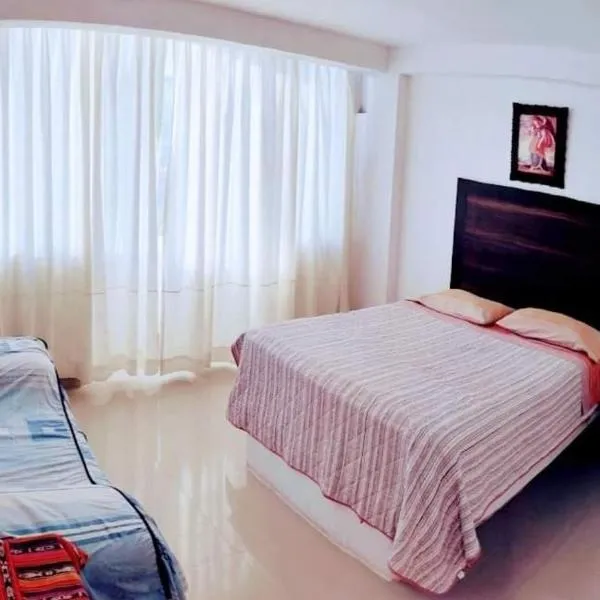 HOTEL ATICOMAR COCHERA, khách sạn ở El Puente
