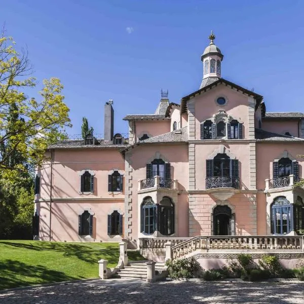 Torre del Remei, hotel a Llívia