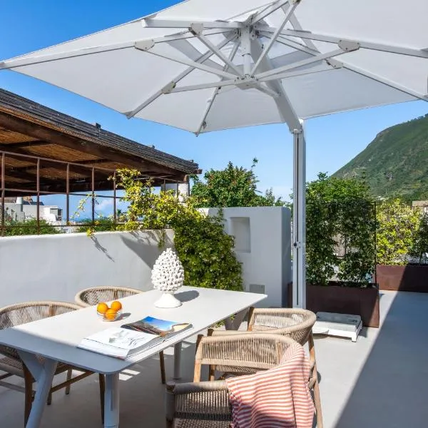 Vico San Lorenzo - Camere a Salina, hotel a Malfa