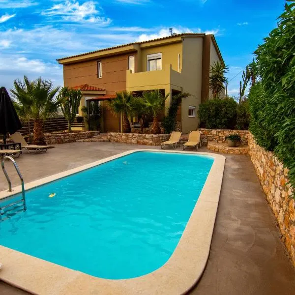 Cicada 4 Bedroom Villa, מלון בPalaiokastro