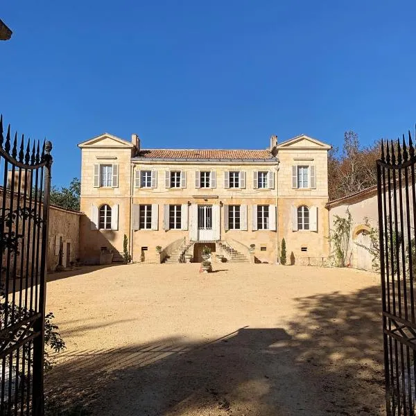 Château Le Repos, hotel in Saint-Julien-dʼEymet