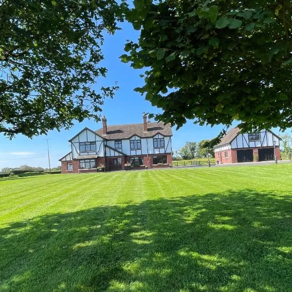 Greenfields Country House, hotel in Corconnelly