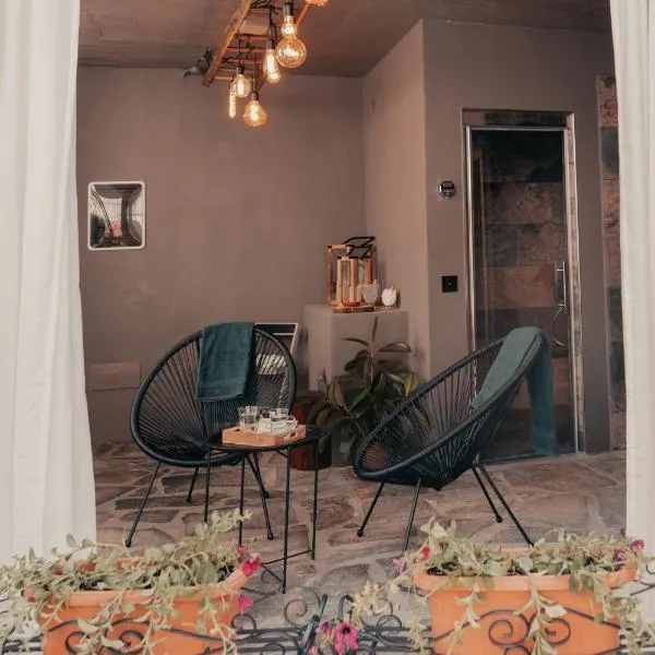 Rustico con SPA Privata - Experience in Valle Varaita - Piscina - Sauna - Hammam - Free Wi-Fi, hotel en Brossasco