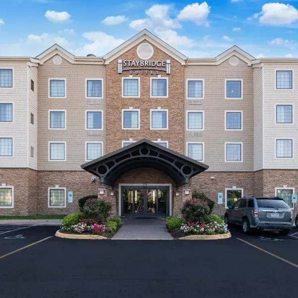 Staybridge Suites Chesapeake-Virginia Beach, an IHG Hotel, hotel in Portsmouth