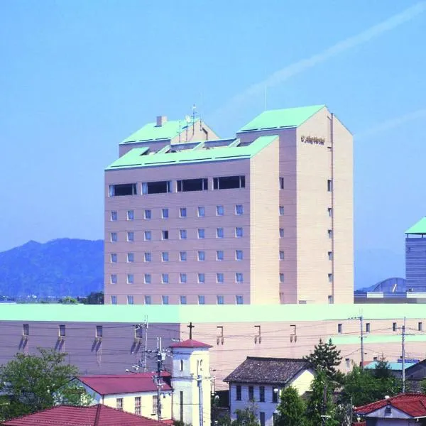 Hotel New Omi, hotel en Higashiomi