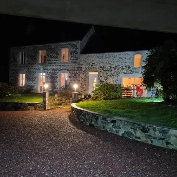 Chambre d'hôte la Coquierrerie, hotel en Bricquebec