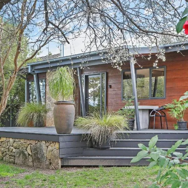 Millie & Pips Beechworth Bungalow, hotel di Beechworth