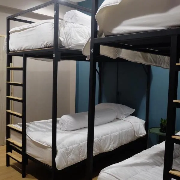 A lazy person hostel, hotel in Chumphon