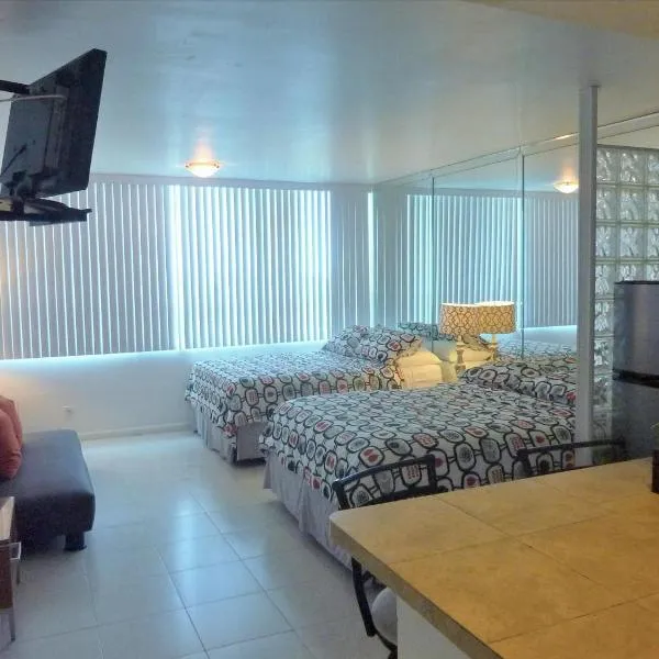 Castle 1120 Bayview Studio, Beach access, Pool, Tennis, Free parking, hotel v Miami Beach
