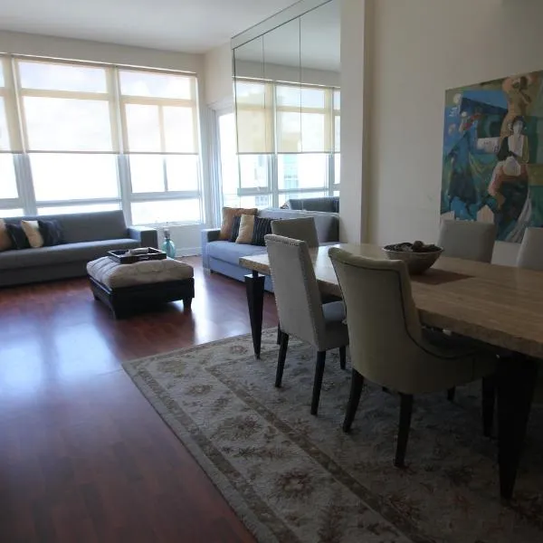 Castle PH15 Spacious Penthouse with Balcony, Beach Access, Pool, Tennis, Free Parking, hotel v Miami Beach