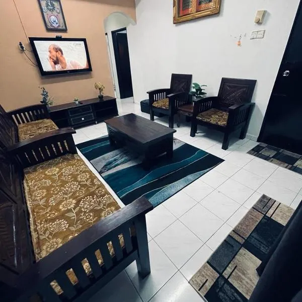 Daliya Homestay Ulu Tiram JB, hotel di Ulu Tiram