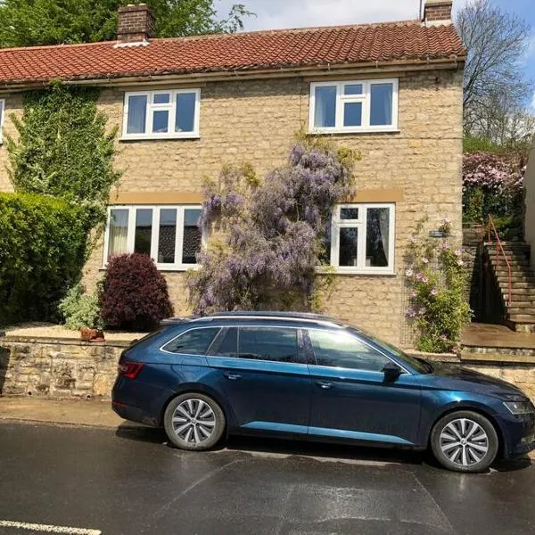 St Anthony’s, bright perkily decorated 3 bedroom house, hotell i Hovingham