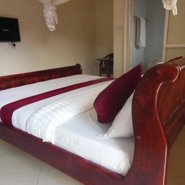 Psalms Motel, отель в Энтеббе
