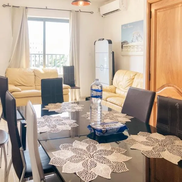 XL Central Home - Sleeps 10 people, hotel in Pieta