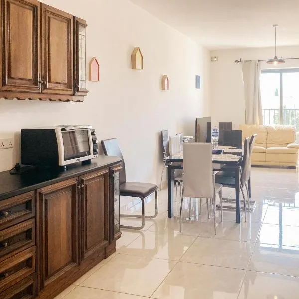 4BR 4BATH XL Central Home, near Valletta & Sliema, viešbutis mieste Pieta