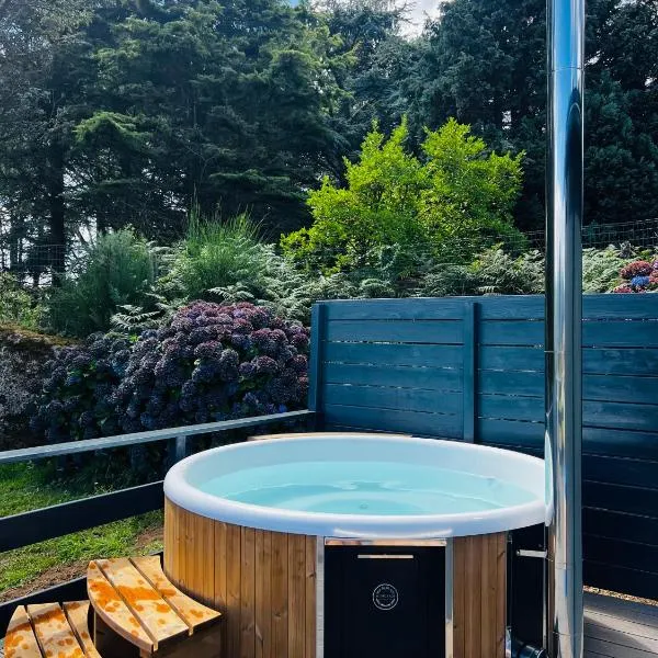 Scorfel Lodge, Northwood, Bain nordique, terrasse, hotel in Trégastel