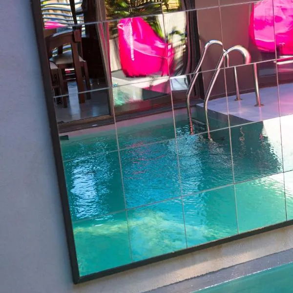 Be Loft B&B Pool & Spa, hotel ad Avignone