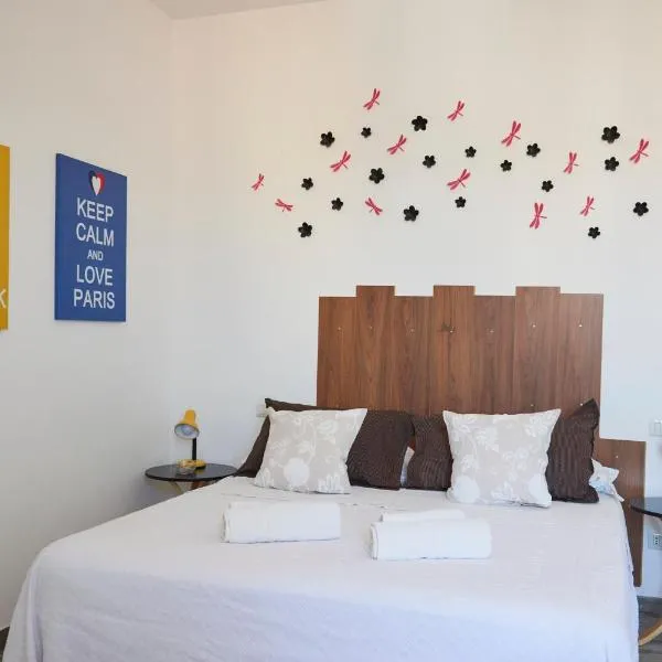 Jerry & Titty house, hotel en Capena