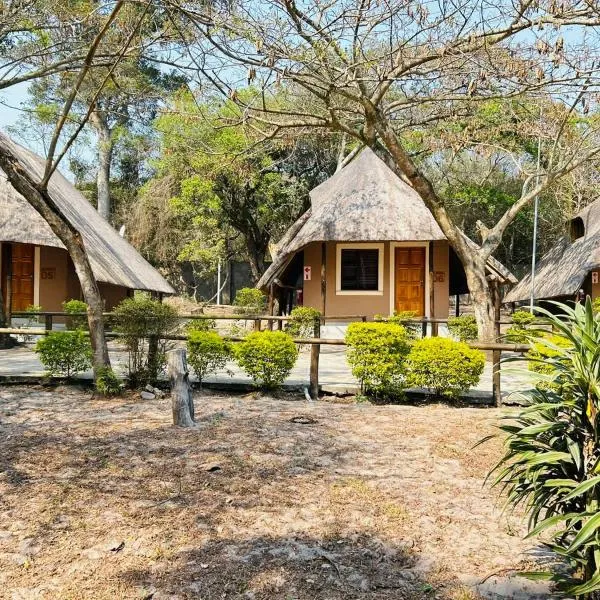 THE GALAXY FOREST LODGE, hotel in Manguzi