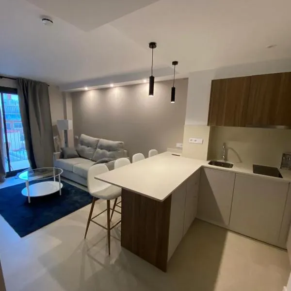 YOUR HOME - Camp Nou Apartment, hotel in Hospitalet de Llobregat