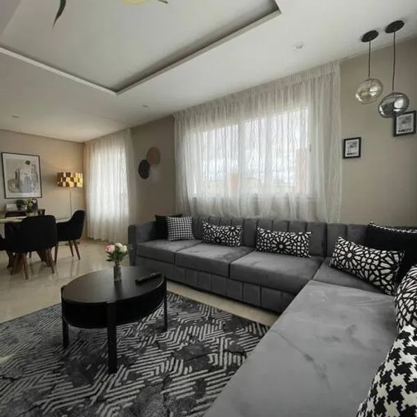 Chic & cosy appartement au centre d’Oujda, hotel v destinaci Udžda