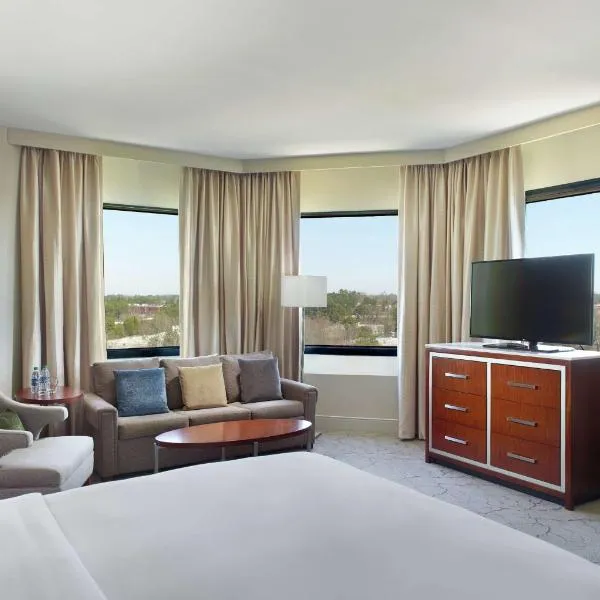 Hilton Atlanta Northeast โรงแรมในนอร์ครอส