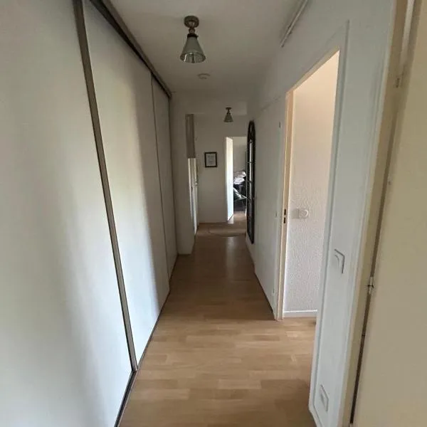 Appartement agréable 1 chambre, hotel in Mérignac