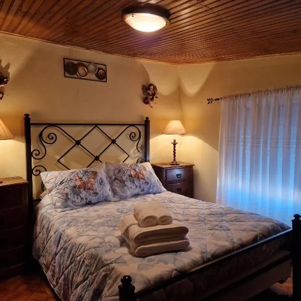 AL - Casa dos Alentejanos, hotel v destinaci Carregal
