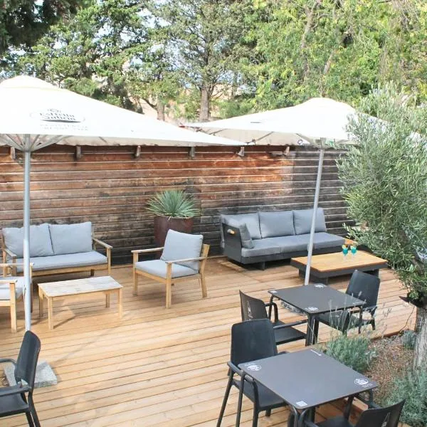 Domaine de la Palme, hotel v destinaci Lapalme