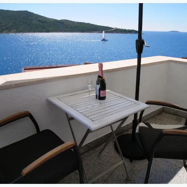 The Peninsula, ξενοδοχείο σε Primošten