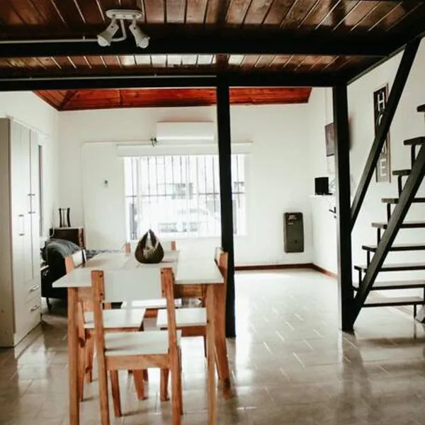 Casa Tipo Loft- Tigre Centro, hotel in Tigre