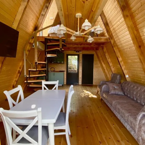 HillSide Cottage-ჰილსაიდ კოტეჯი, hotel en Keda