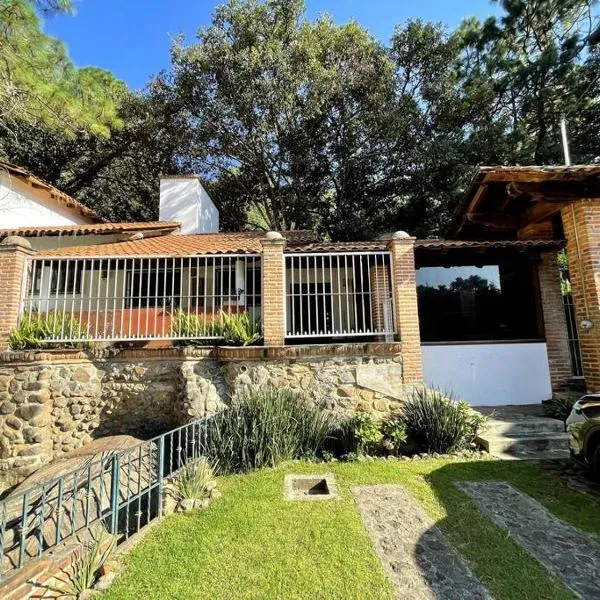 Cabaña Ledesma, hotel in Mazamitla