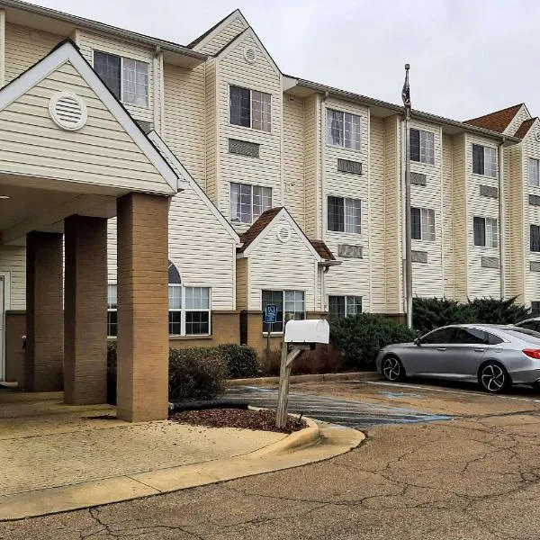 Starkville Inn & Suites: West Point’ta bir otel